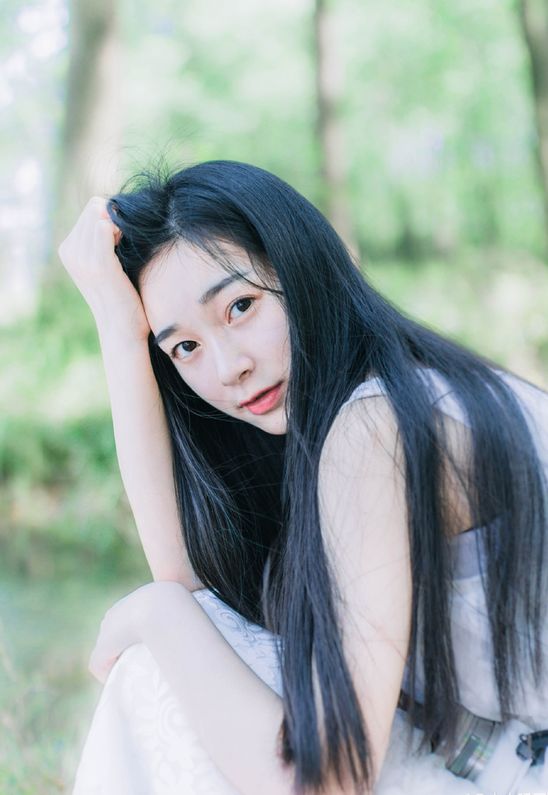 你们的偶像是明星，我的偶像是卫星。——韩寒《后会无期》